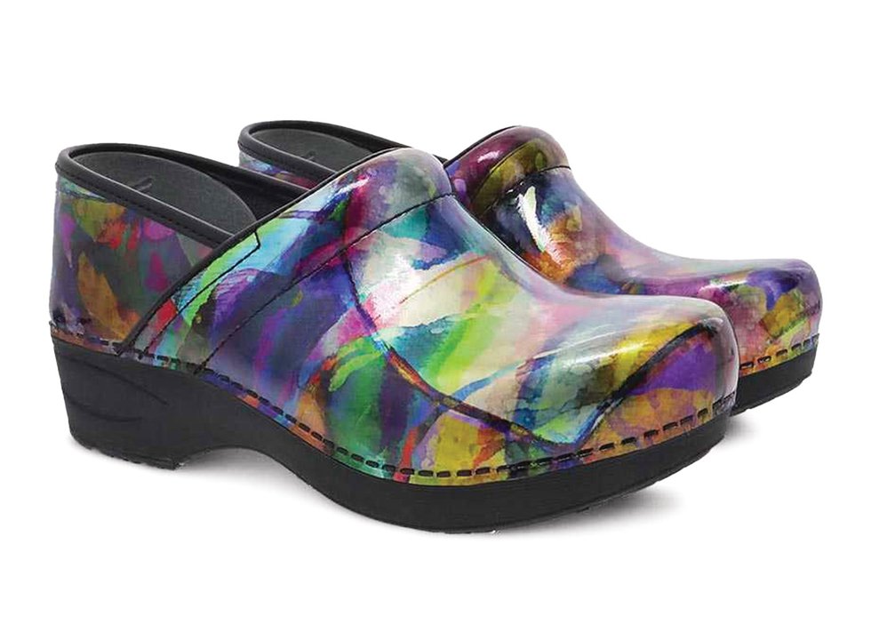 Dansko best sale kitchen clogs