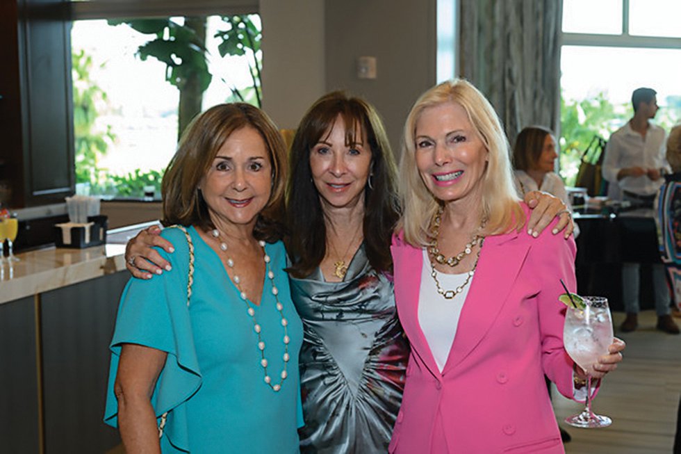 3_Co-Presidents Linda Beermann and Francee Ford with Chair Gayle Lichtman.jpg
