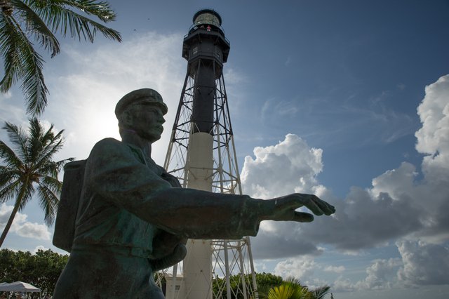 Hillsboro Lightouse 1.jpg