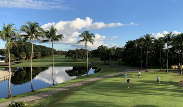 Boca Raton Golf & Raquet Club.png