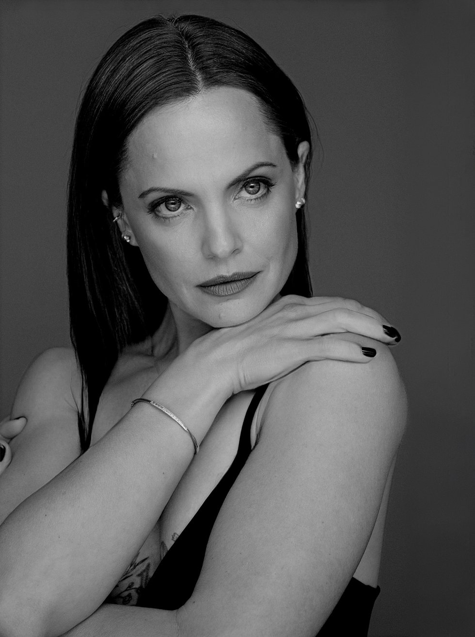 Mena Suvari 2023 by Manfred Baumann 05.jpg