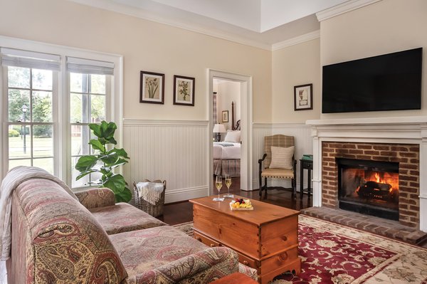 Barnsley - Arbor Cottage Living Room.jpg