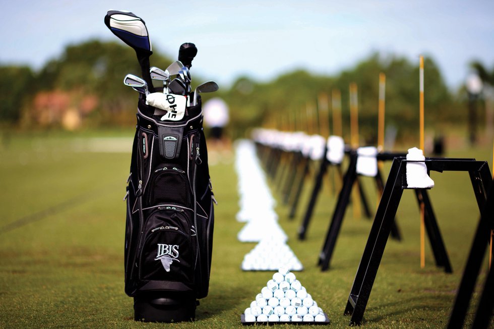 IBIS_Golf bag driving range_web.jpg