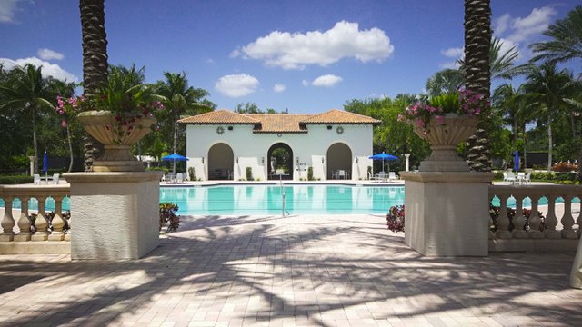 The Oaks at Boca Pool_web.jpg