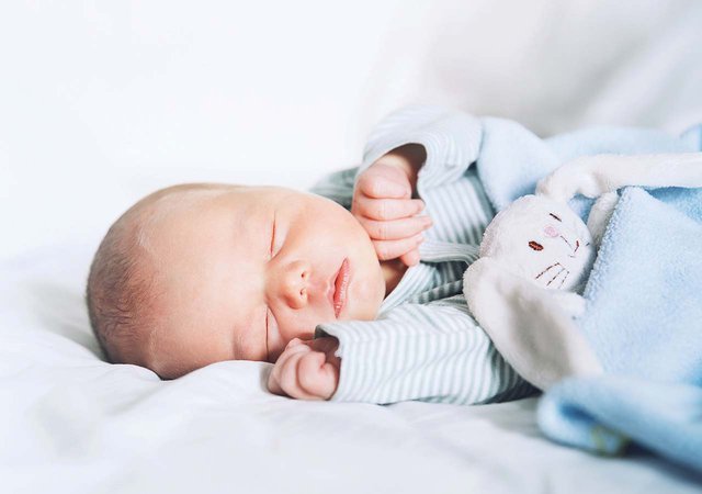 baby_newbornsleeping_sm_web.jpg